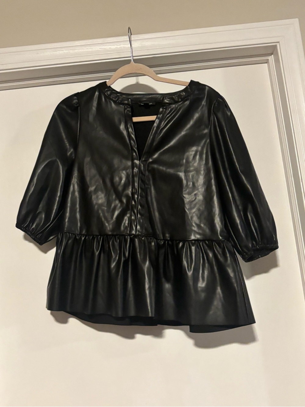 mittoshop Black Faux Leather Peplum Blouse